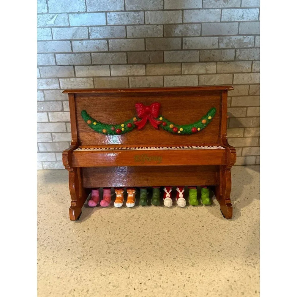 Santa's Magic Piano Eflway Elf Feet Play Actual Piano‎ Keys #114